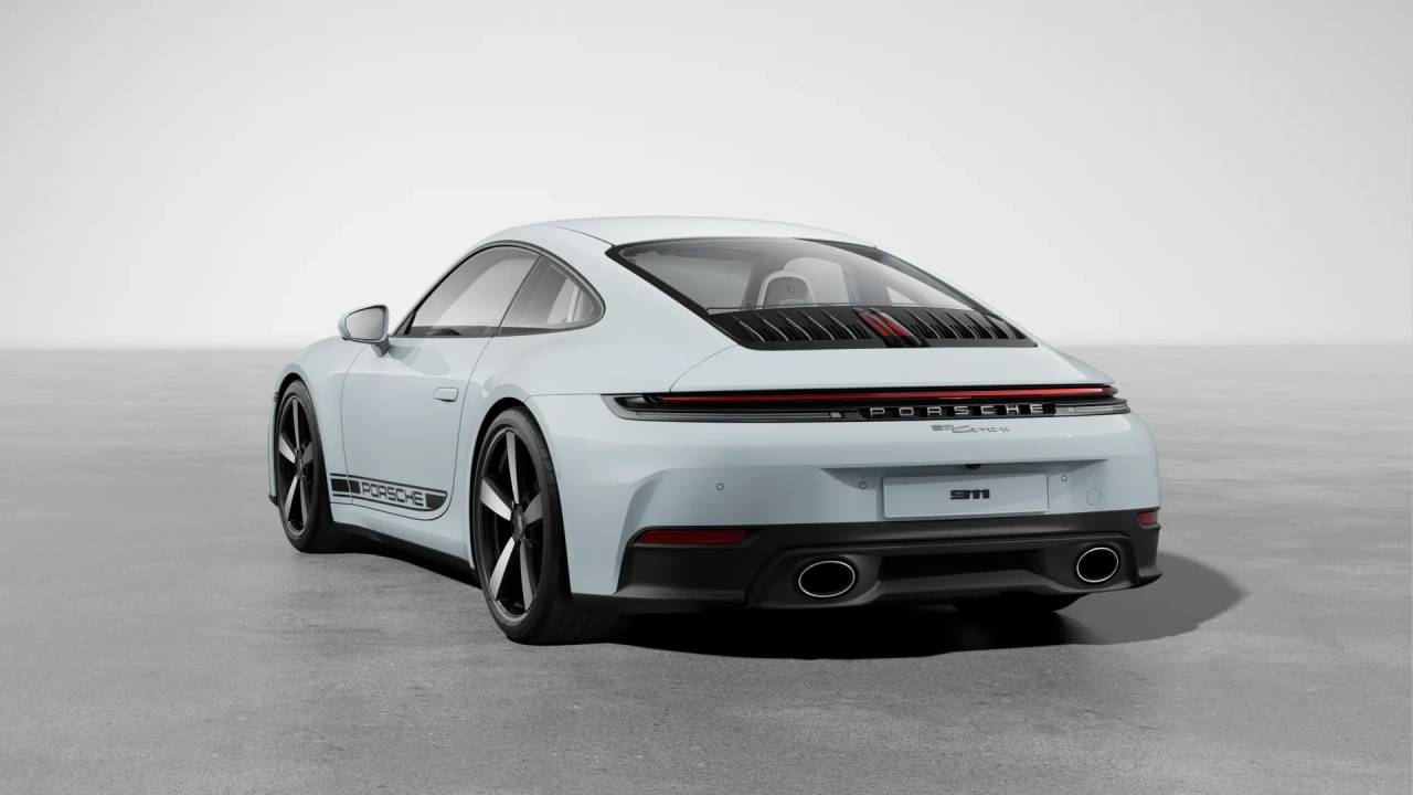 2026 Porsche 911 T photo 2