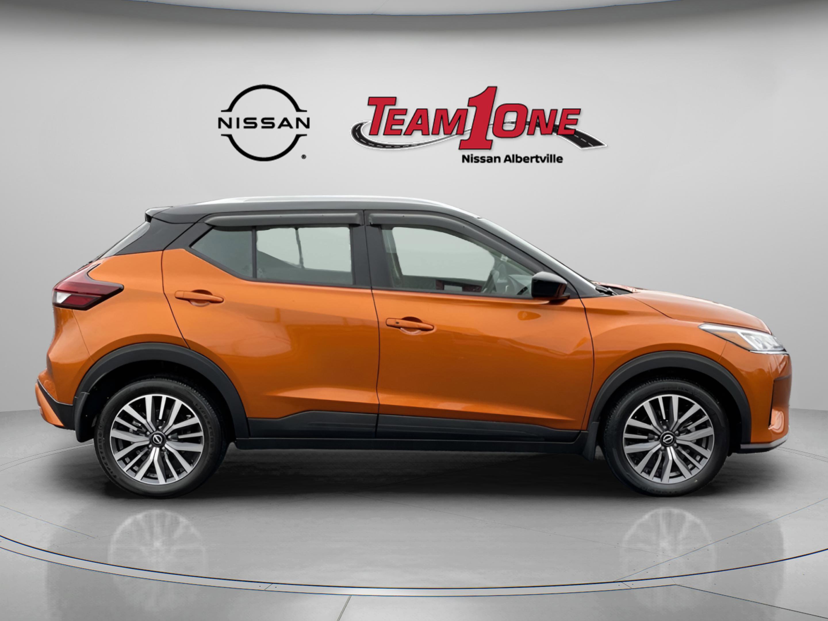 2024 Nissan Kicks SV photo 3