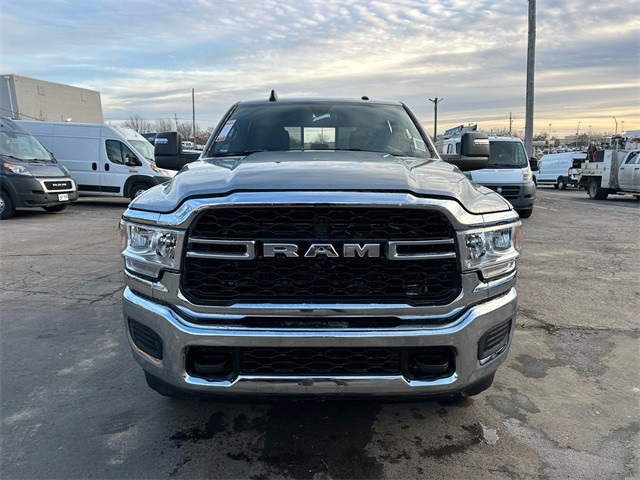 2024 Ram 2500 Tradesman photo 3