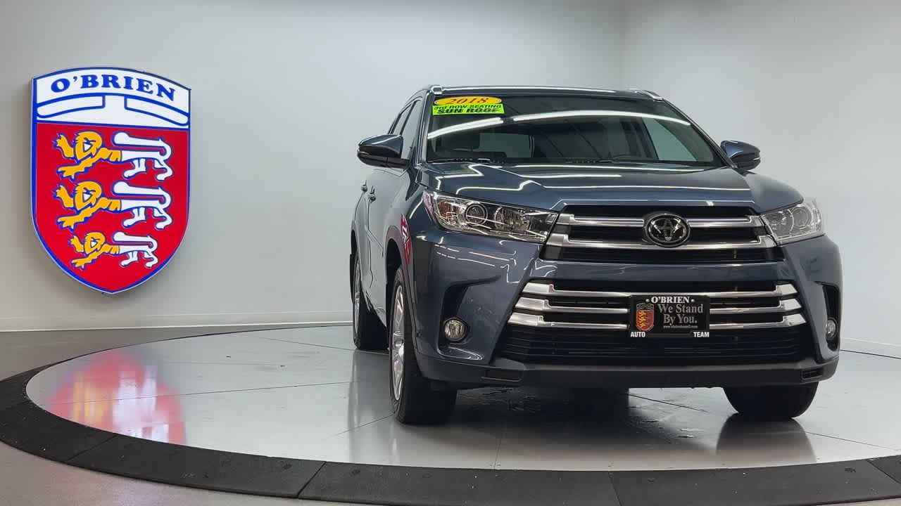 2018 Toyota Highlander Limited Platinum photo 2