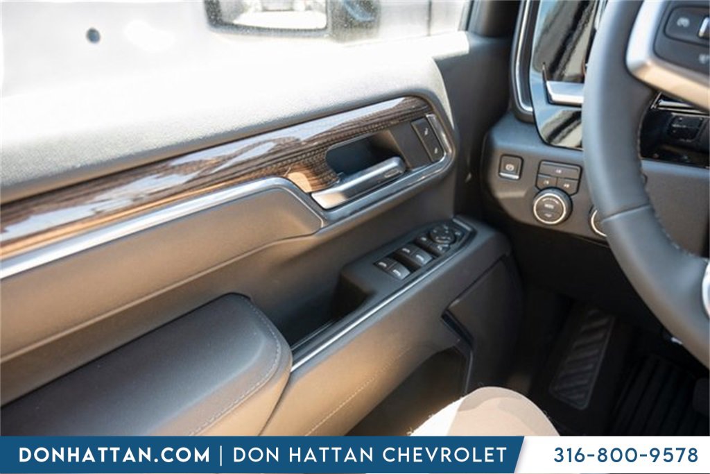 2026 Chevrolet Silverado LT photo 17