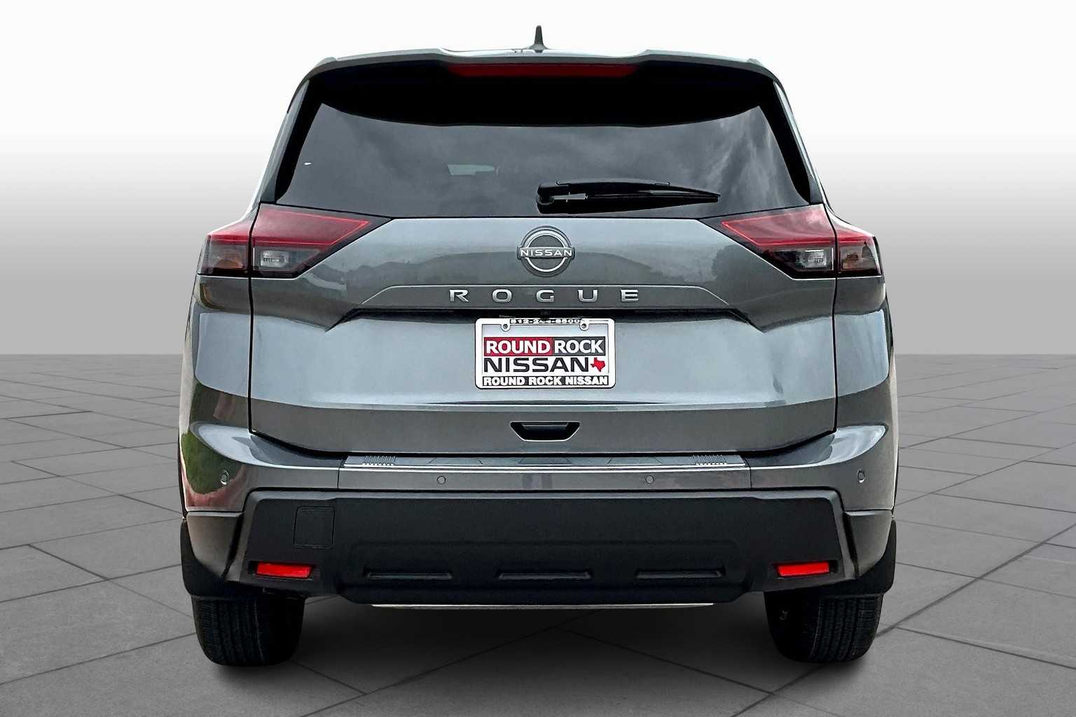 2025 Nissan Rogue SV photo 4