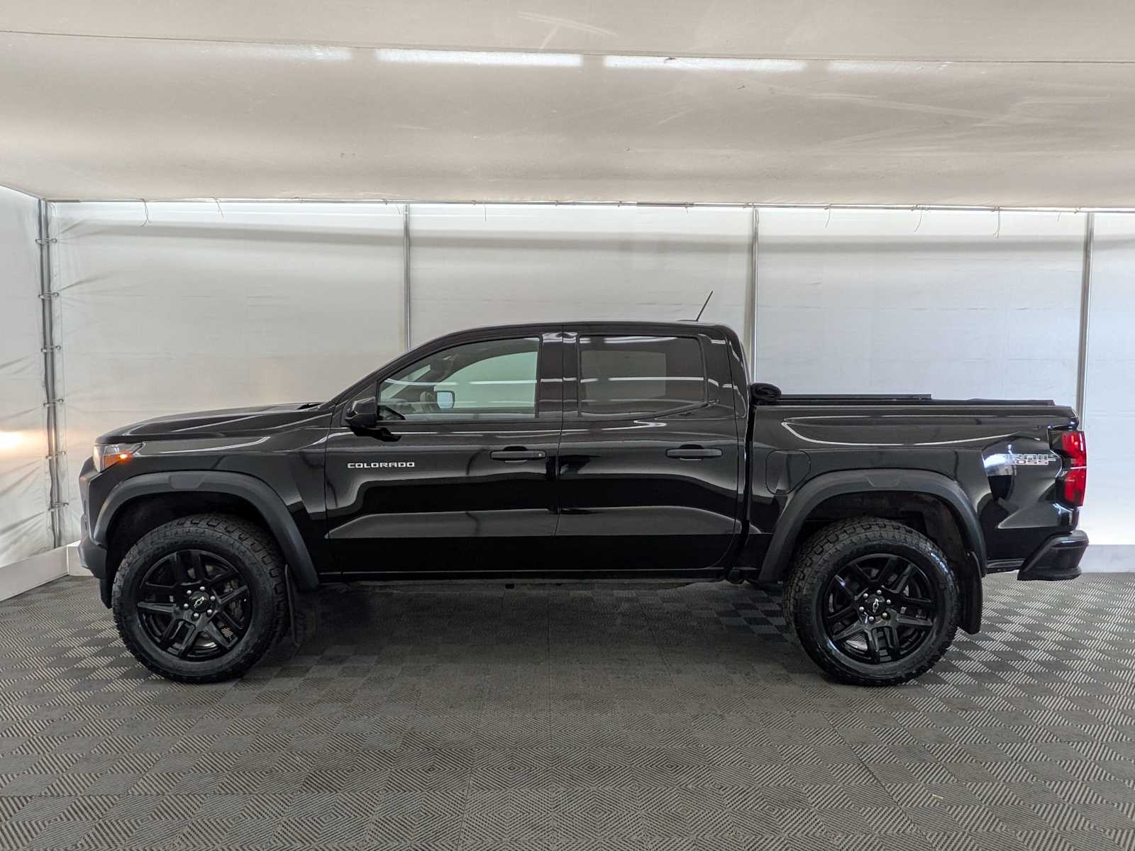 2023 Chevrolet Colorado Trail Boss photo 3