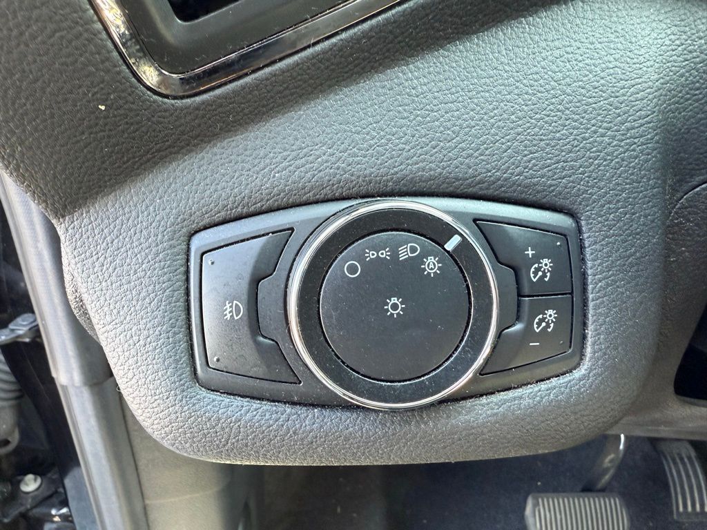 2014 Ford Escape Titanium photo 14