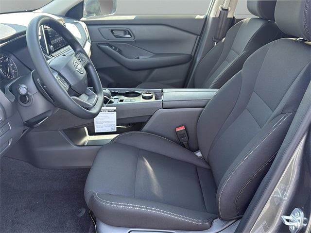 2026 Nissan Rogue S photo 23