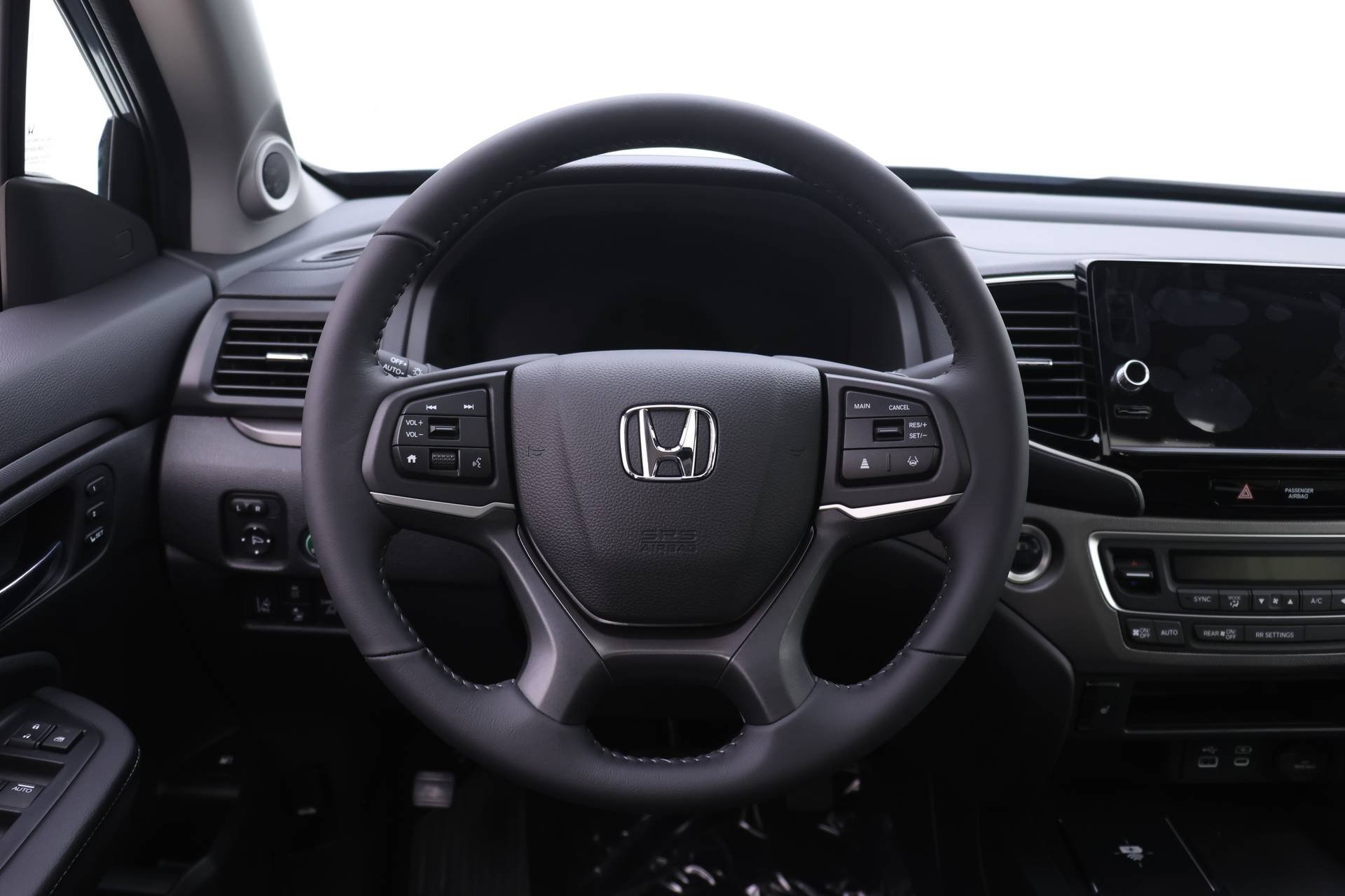 2026 Honda Ridgeline RTL photo 12