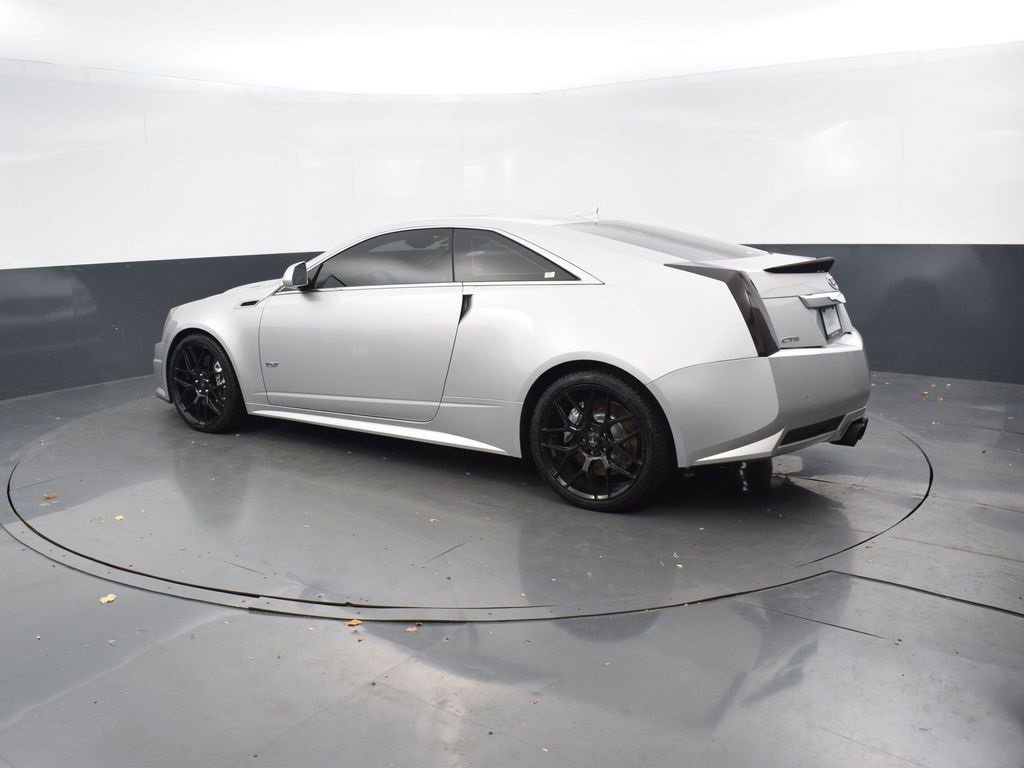 2011 Cadillac CTS V Base photo 3