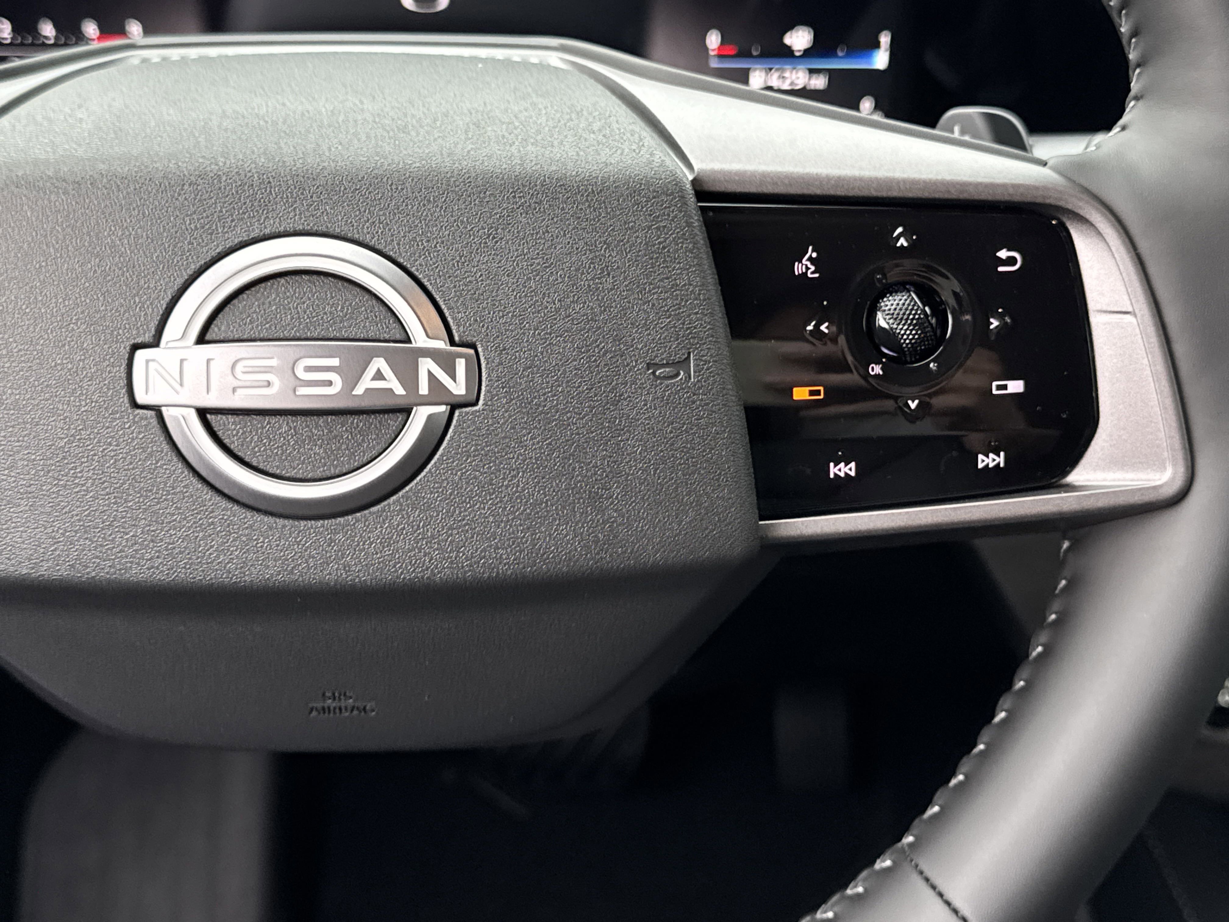 2025 Nissan Murano SL photo 8