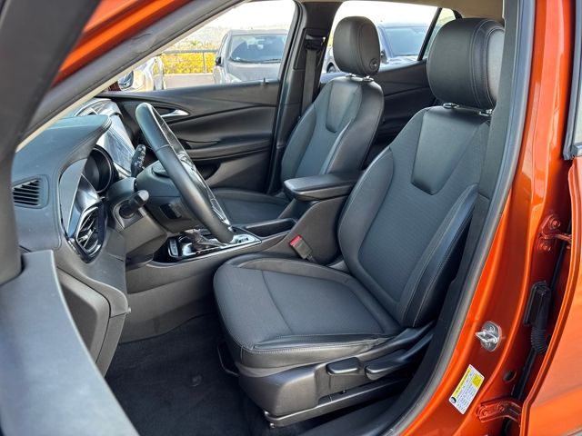 2022 Buick Encore GX Preferred photo 2