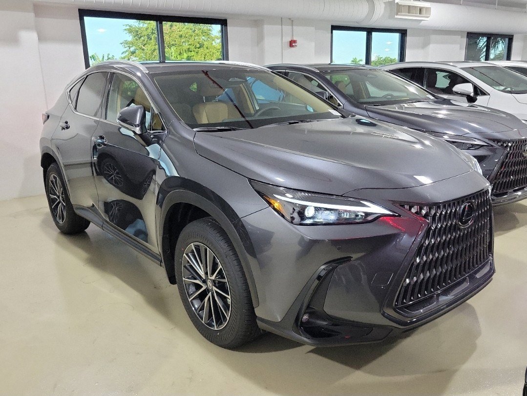2026 Lexus NX 350's photo