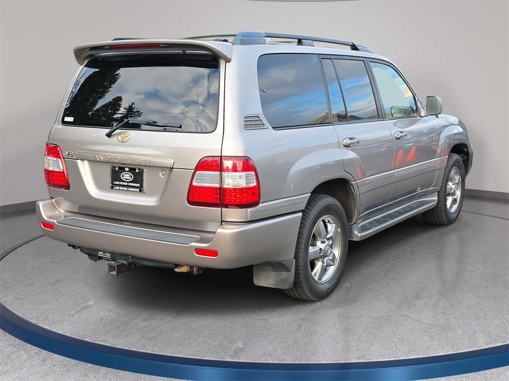 2006 Toyota Land Cruiser Base photo 3