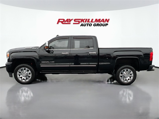 2019 Gmc Sierra HD Denali photo 4