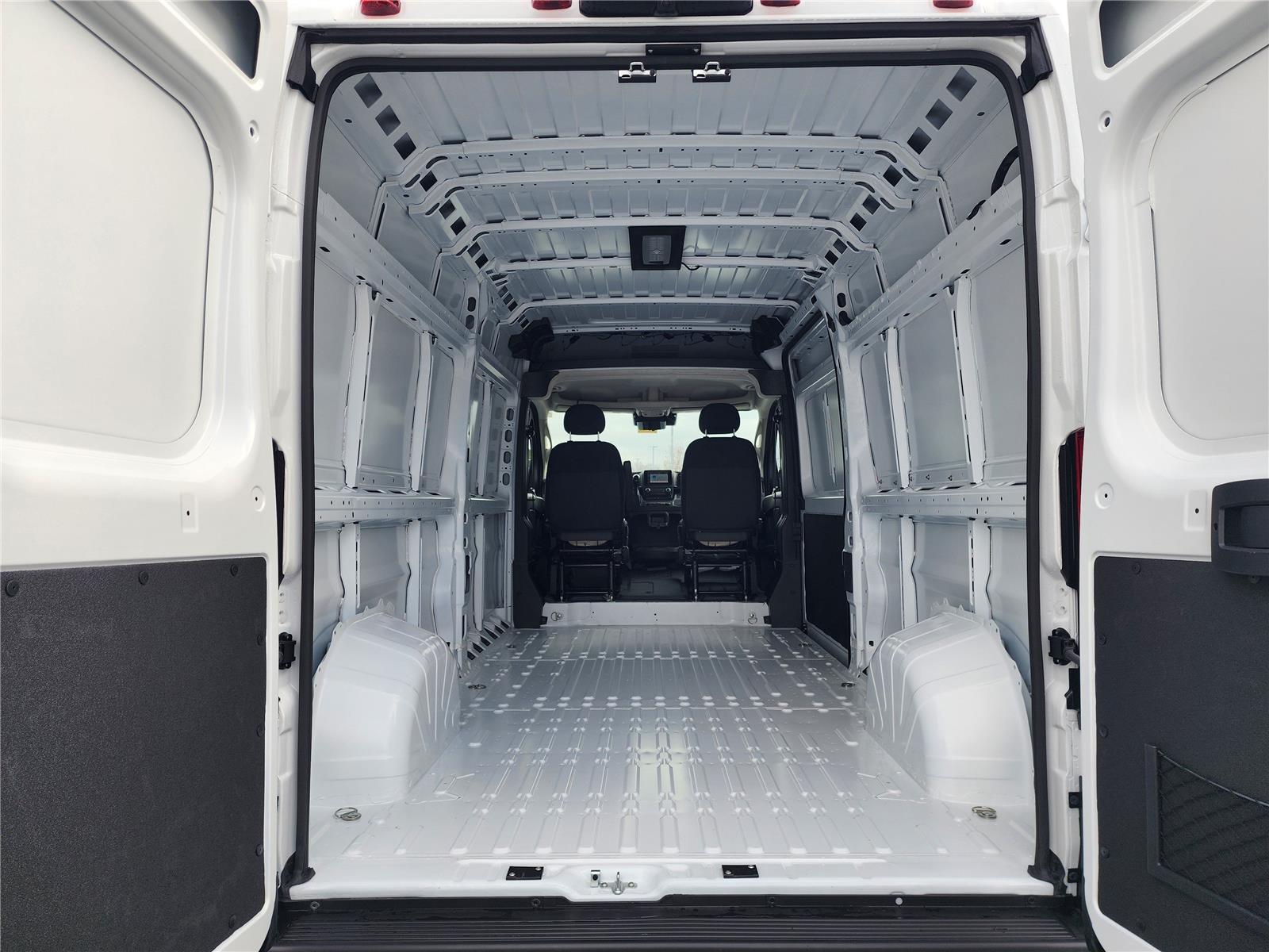 2026 Ram ProMaster 3500 photo 3