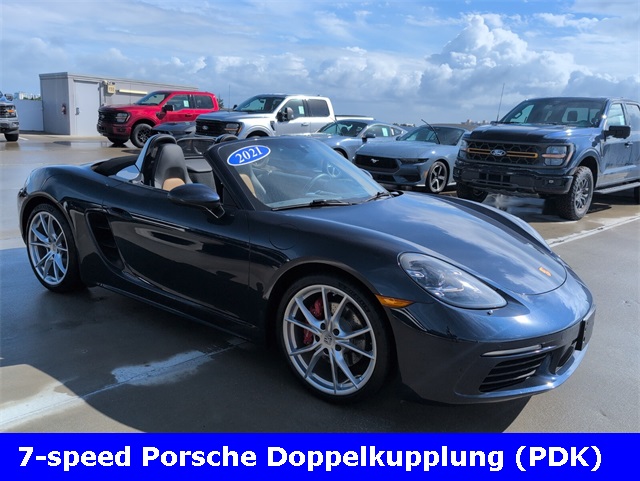 2021 Porsche Boxster S photo 2