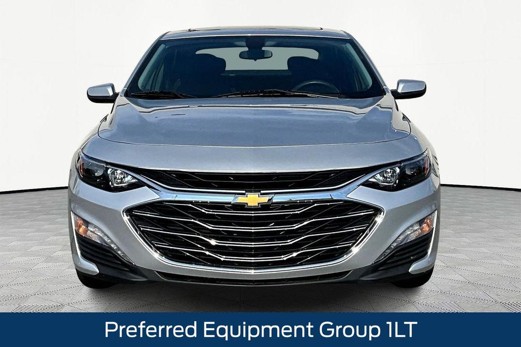 2022 Chevrolet Malibu 1LT photo 3