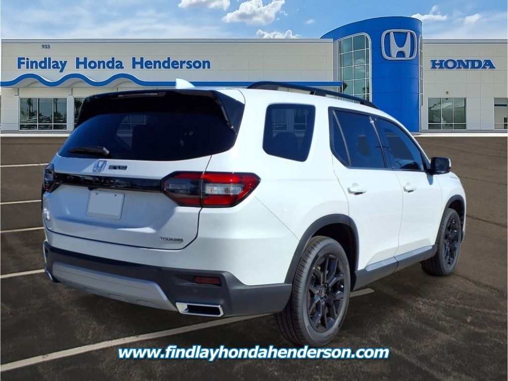 2025 Honda Pilot Touring photo 2