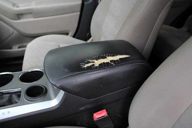 2013 Ford Explorer Base photo 19