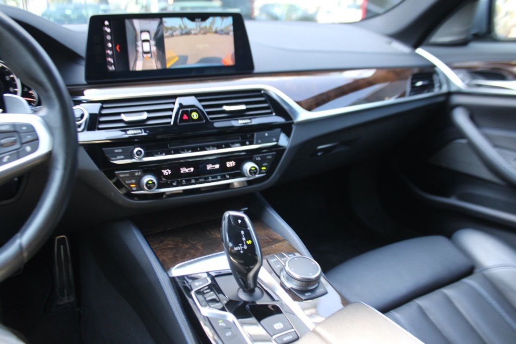 2018 Bmw 540i Sedan photo 19