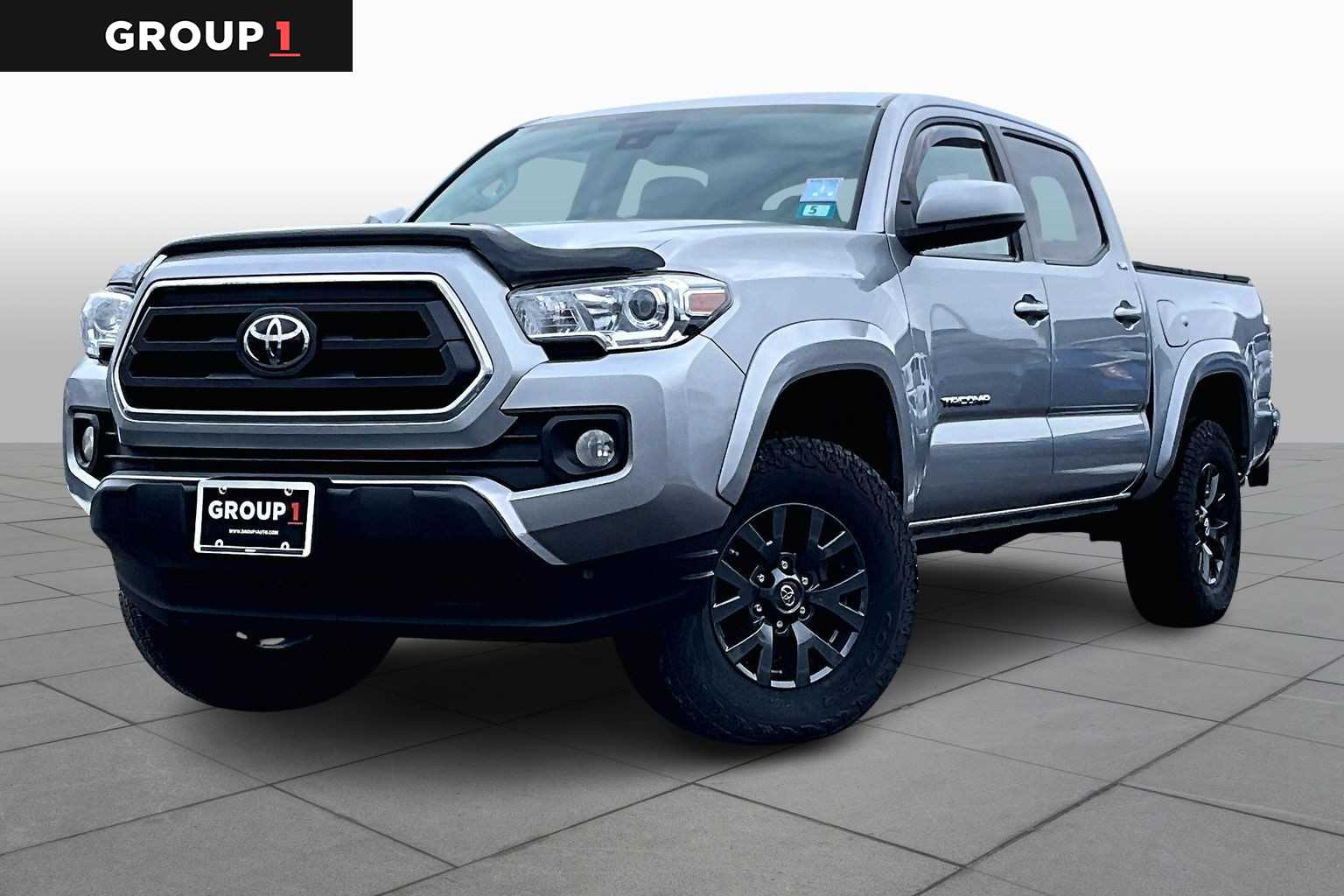 2020 Toyota Tacoma SR5's photo