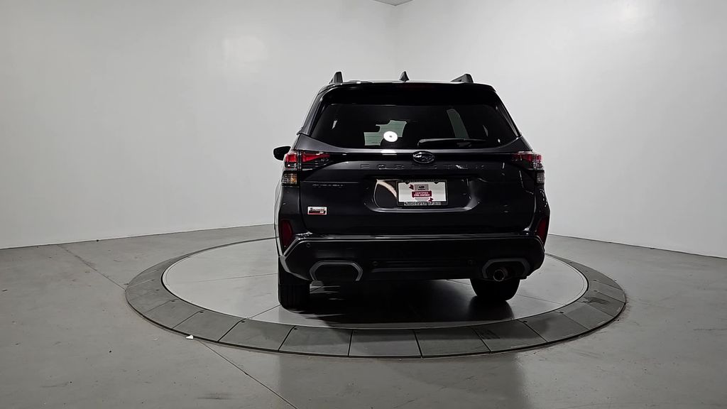 2025 Subaru Forester Limited photo 4