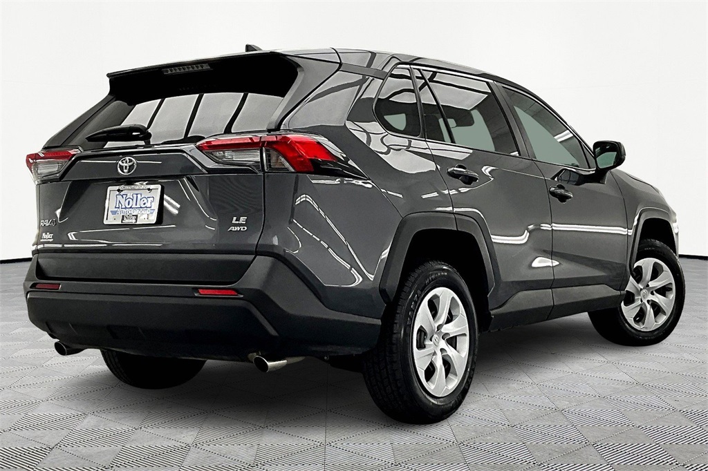 Used 2024 Toyota RAV4 LE with VIN 2T3F1RFV3RW417314 for sale in Kansas City