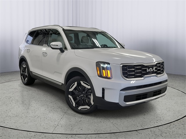 2024 Kia Telluride S's photo