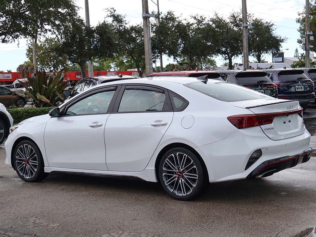 2023 Kia Forte GT photo 10