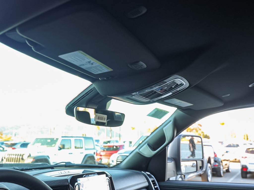 New 2026 Bright White Clear-Coat Exterior Paint RAM Laramie image 12