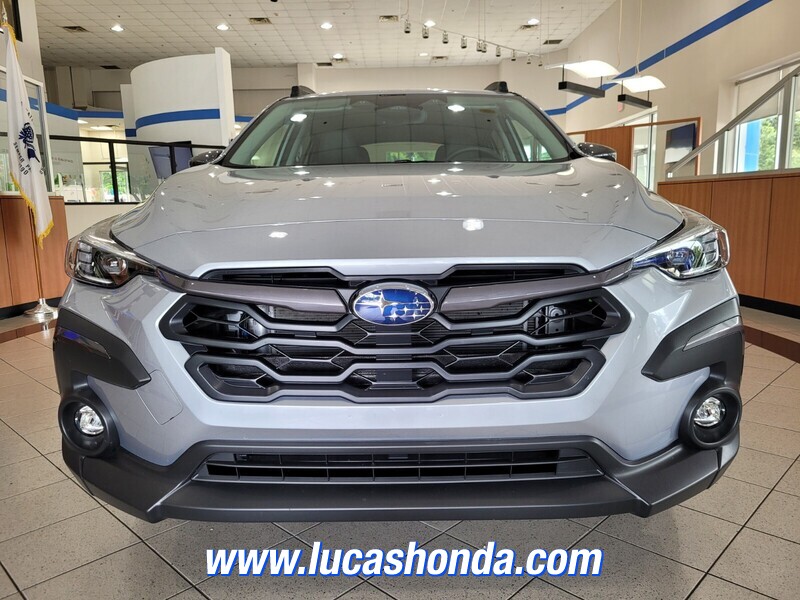 2024 Subaru Crosstrek Limited photo 2