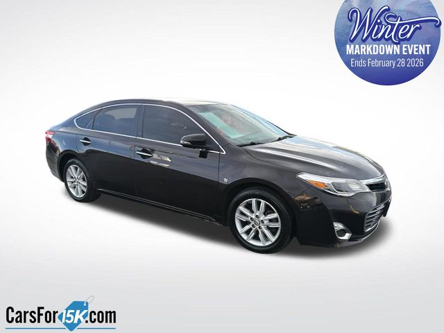 2015 Toyota Avalon XLE's photo