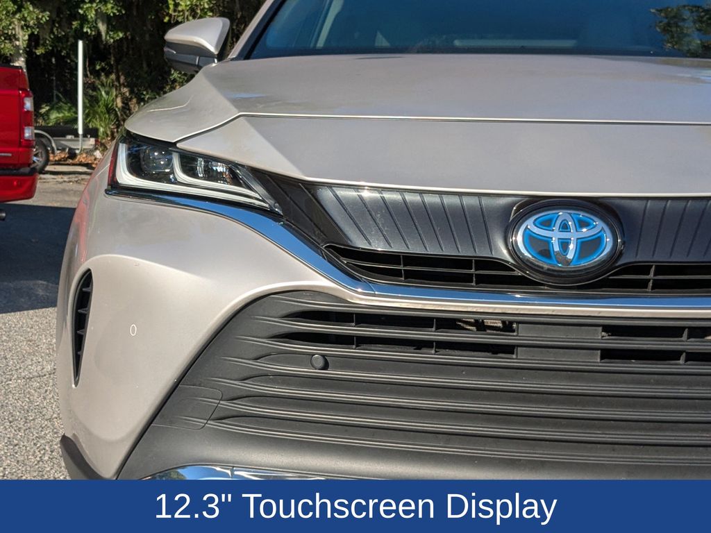 2023 Toyota Venza XLE photo 10