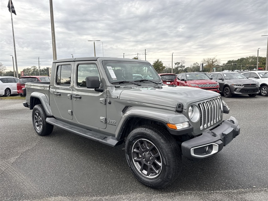 2023 Jeep Gladiator Overland's photo