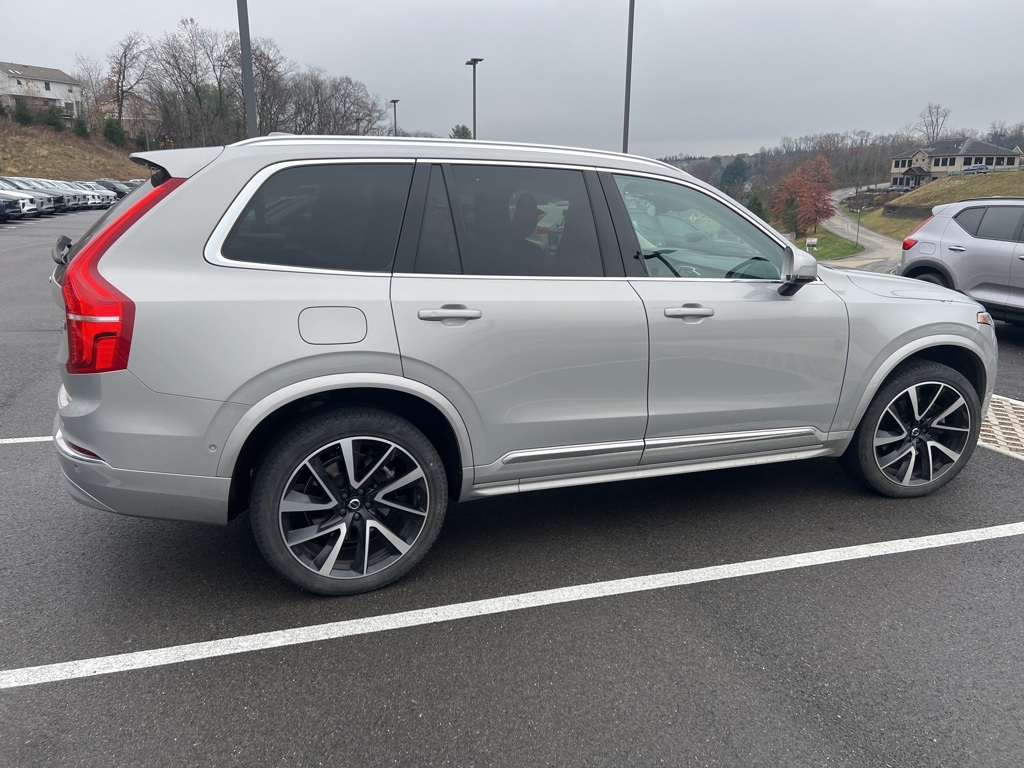 2023 Volvo XC90 B5 Plus photo 4