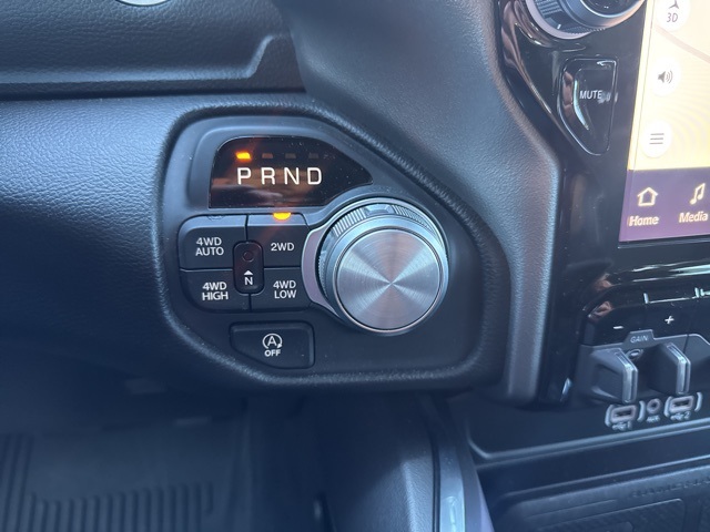2025 Ram 1500 Laramie photo 19