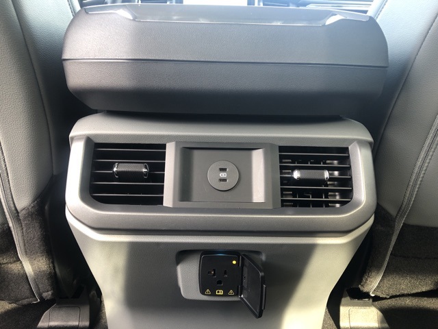 2025 Ford F-150 Lightning photo 22