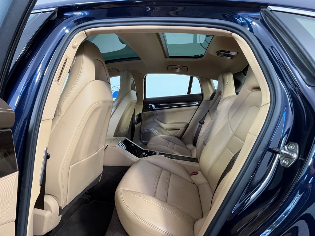 2021 Porsche Panamera 4S photo 19