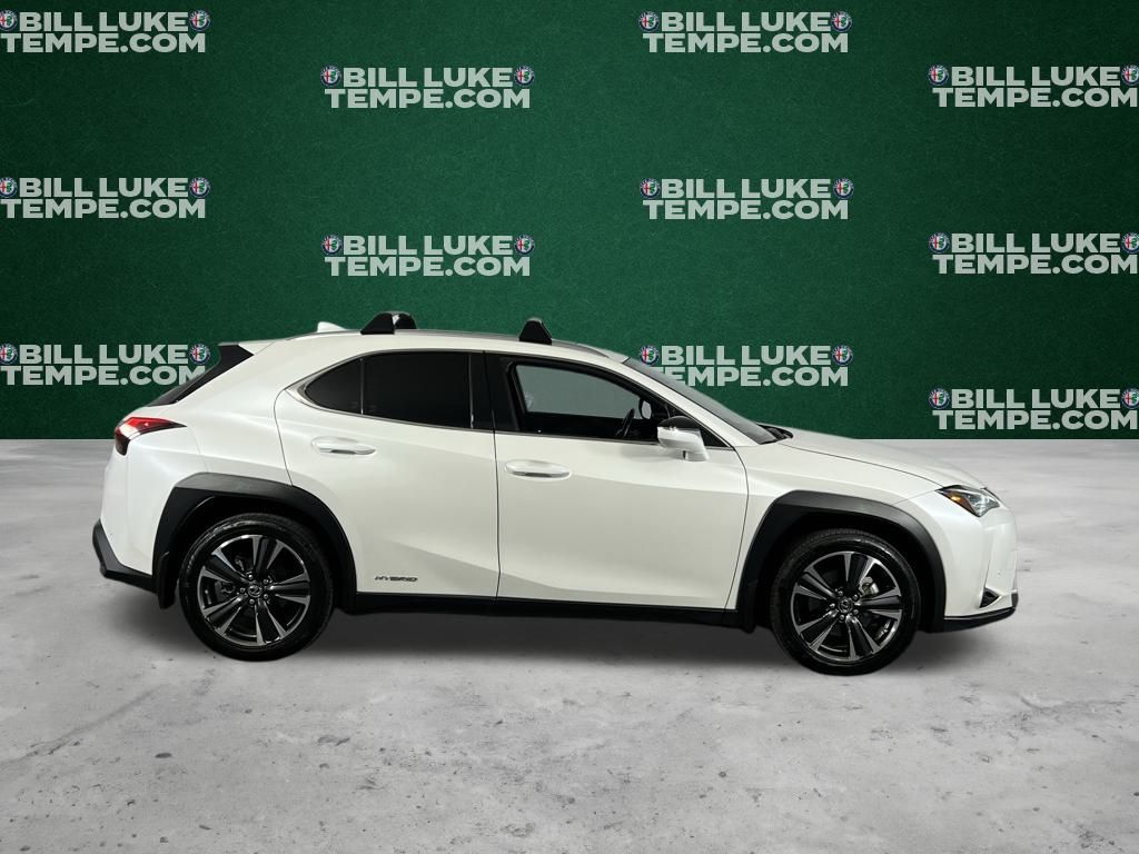 2021 Lexus UX 250h photo 3