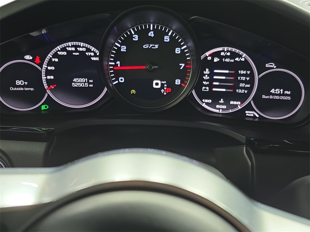 2021 Porsche Cayenne GTS photo 13