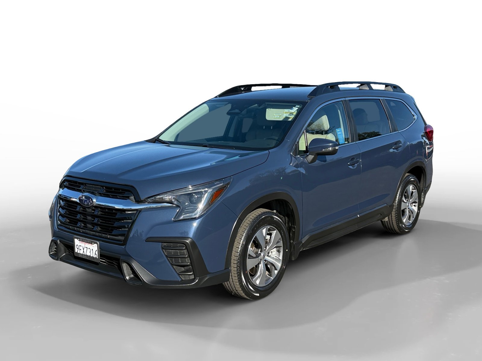 2023 Subaru Ascent Premium's photo