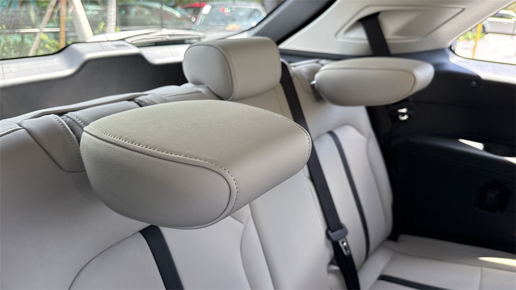 2025 Mazda CX-90 3.3 Turbo Preferred photo 43