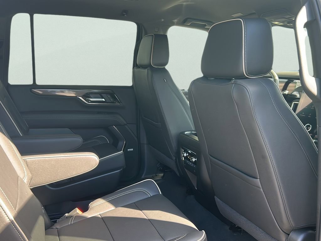 2025 Gmc Yukon XL photo 24