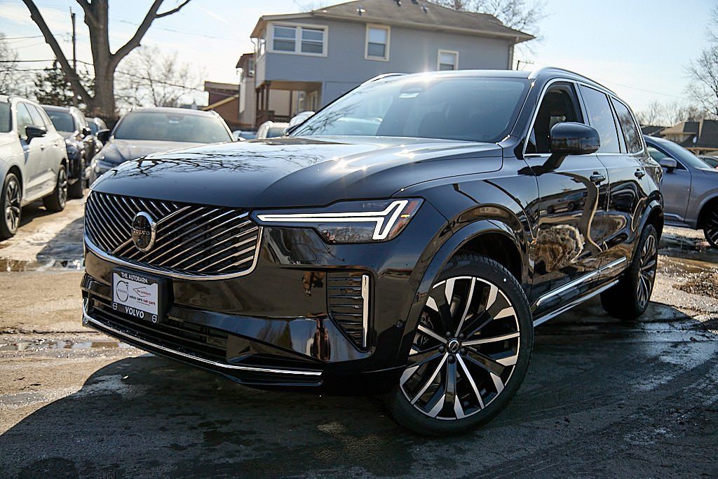 2026 VOLVO XC90 - Image 1