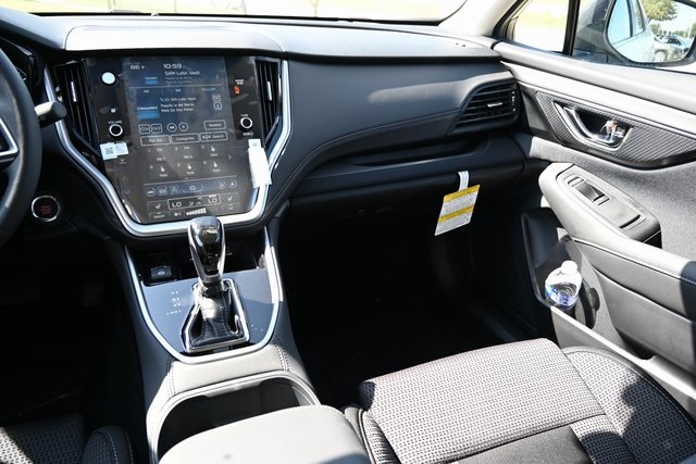 2025 Subaru Outback Premium photo 9