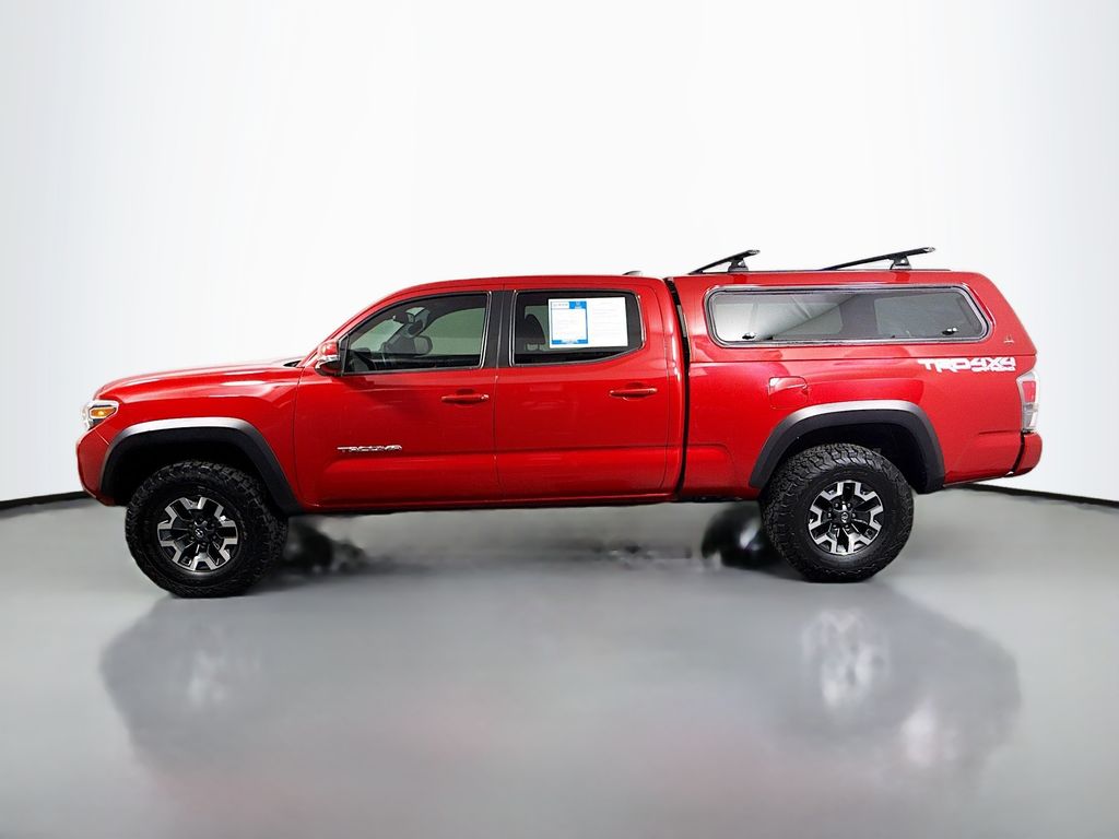 2021 Toyota Tacoma TRD photo 3