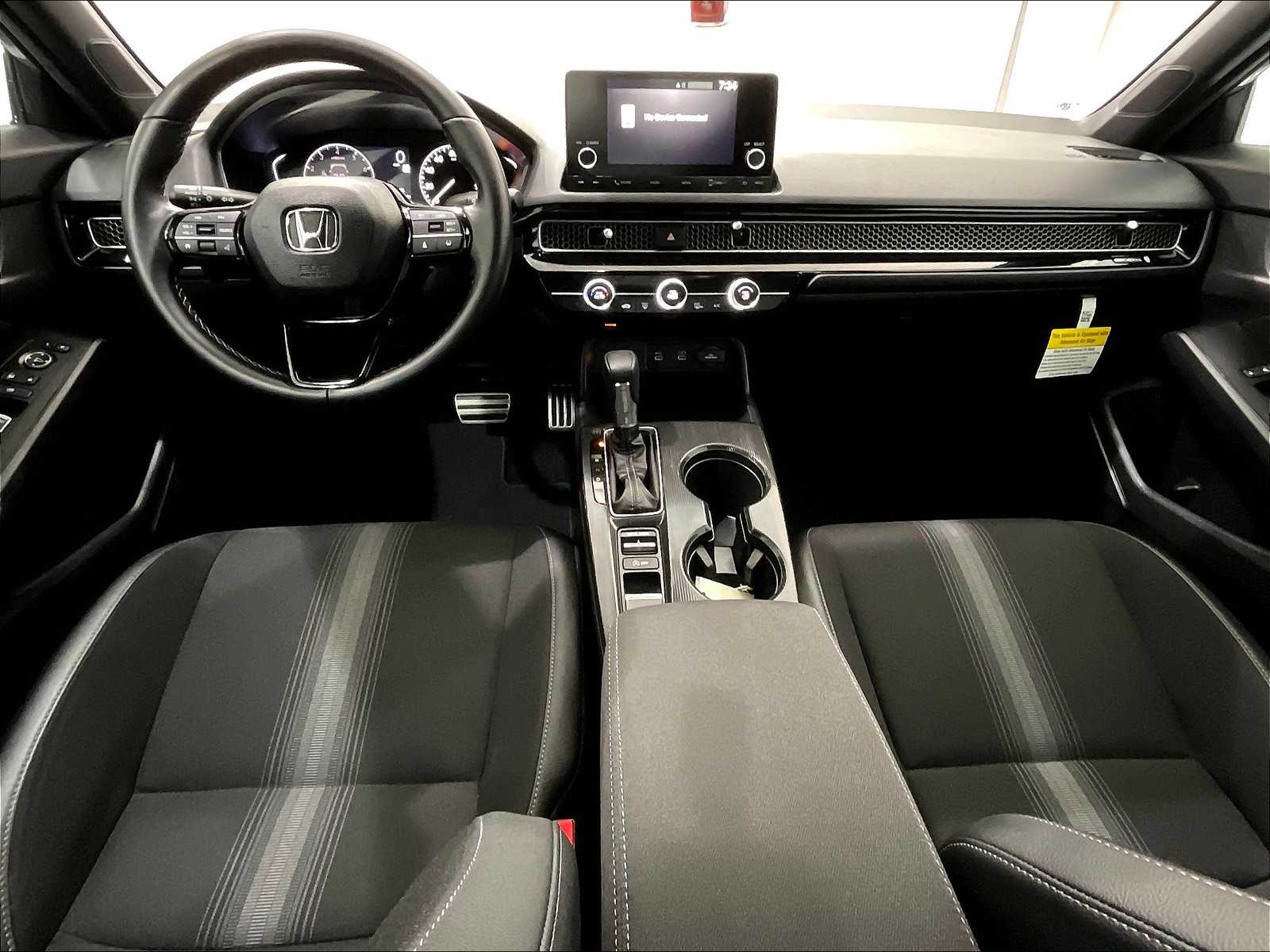 2025 Honda Civic Sport photo 21