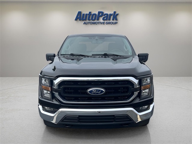 2023 Ford F-150 XLT photo 2