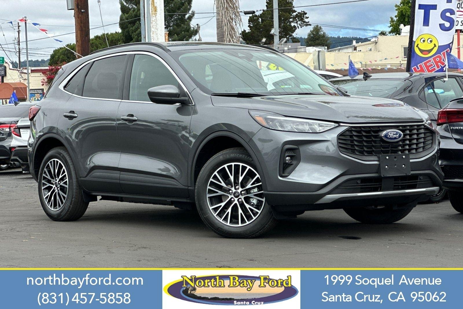 2025 Ford Escape PHEV's photo