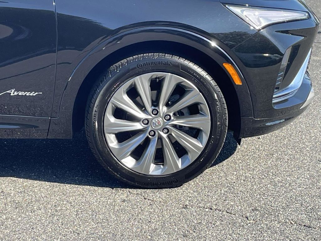2024 Buick Envista Avenir photo 12