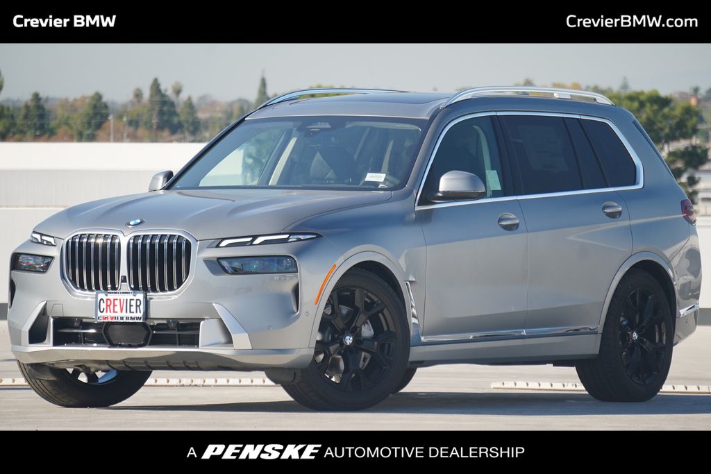 2026 BMW X7 40i's photo