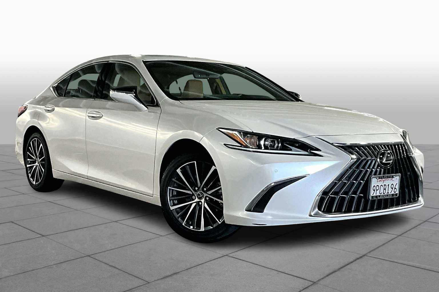 2025 Lexus ES Premium photo 2